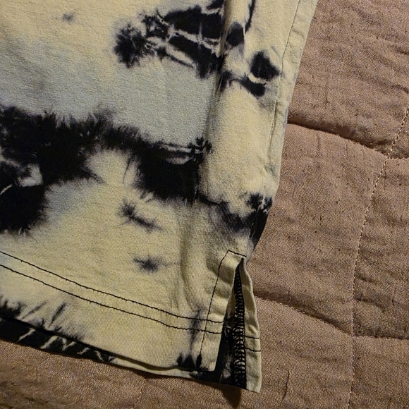 PINK Victoria's Secret Tie-Dye Long Sleeve Shirt Size X-Small - Picture 2 of 5